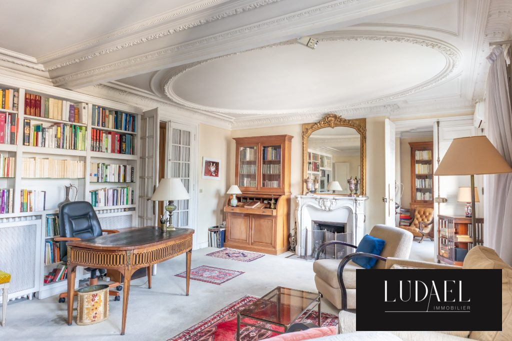 Appartement 5 pièces 115 m² à vendre à Paris 17