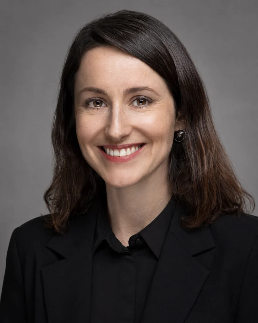 Aurélie Paris, commissaire de justice