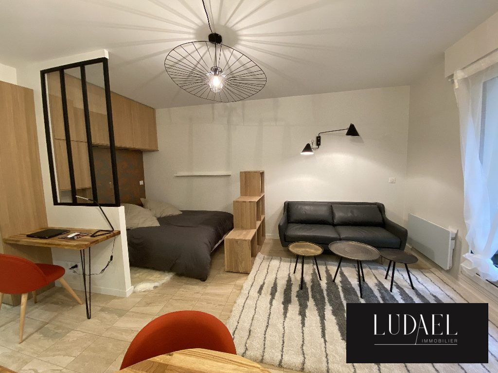 Appartement 1 pièce 28,16 m² à louer à Paris 17
