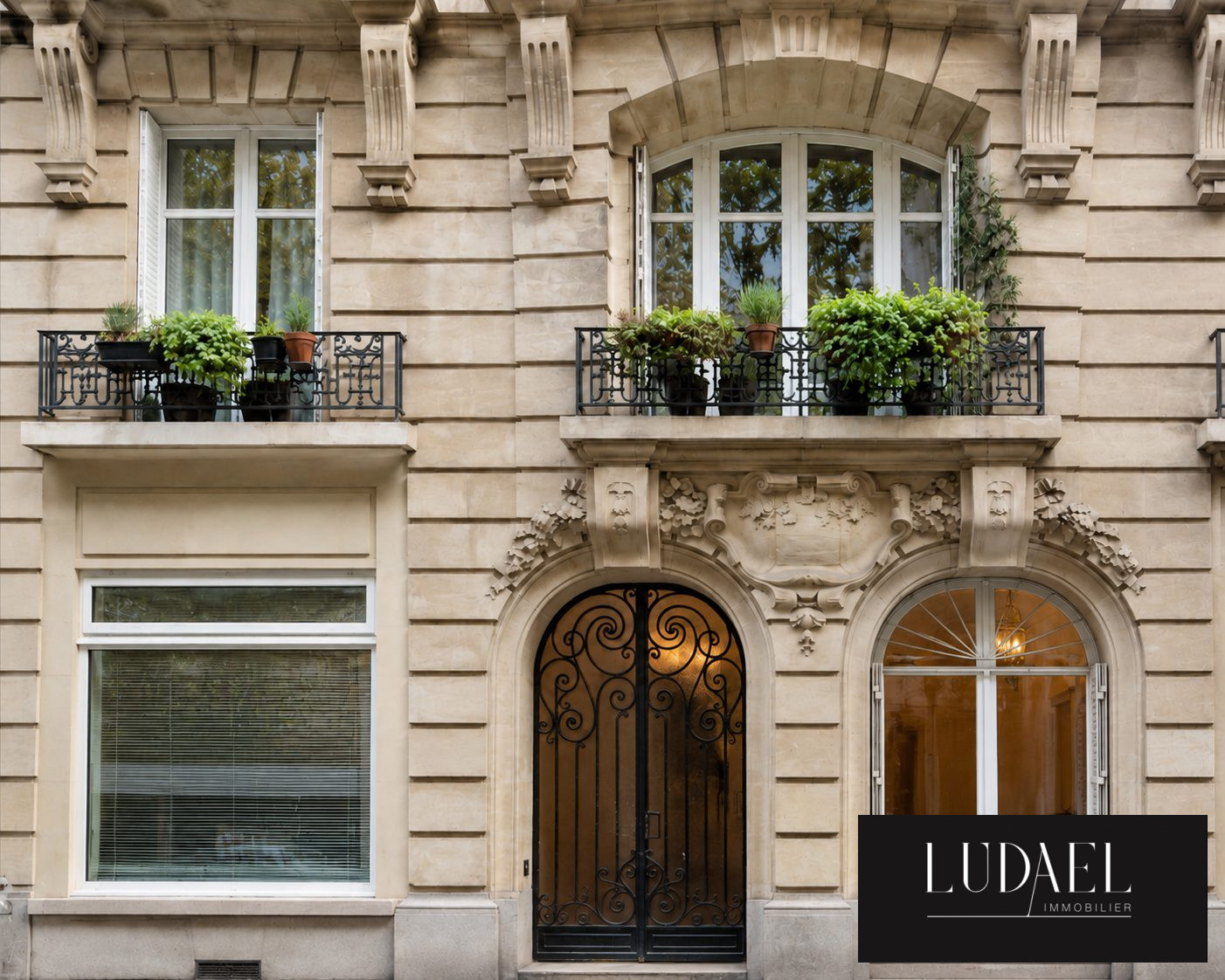 Bureaux 3 pièces 64 m² à louer à Paris 15
